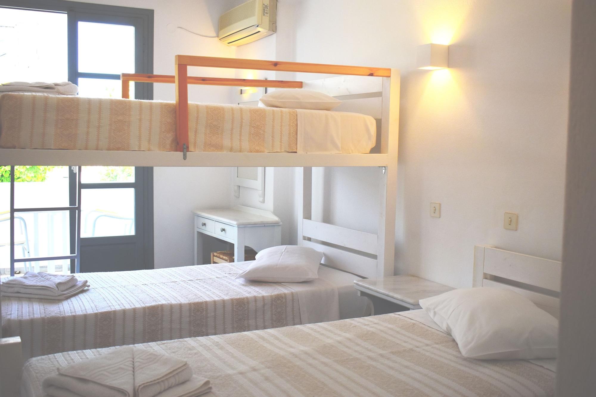 Hotel Paros Екстериор снимка