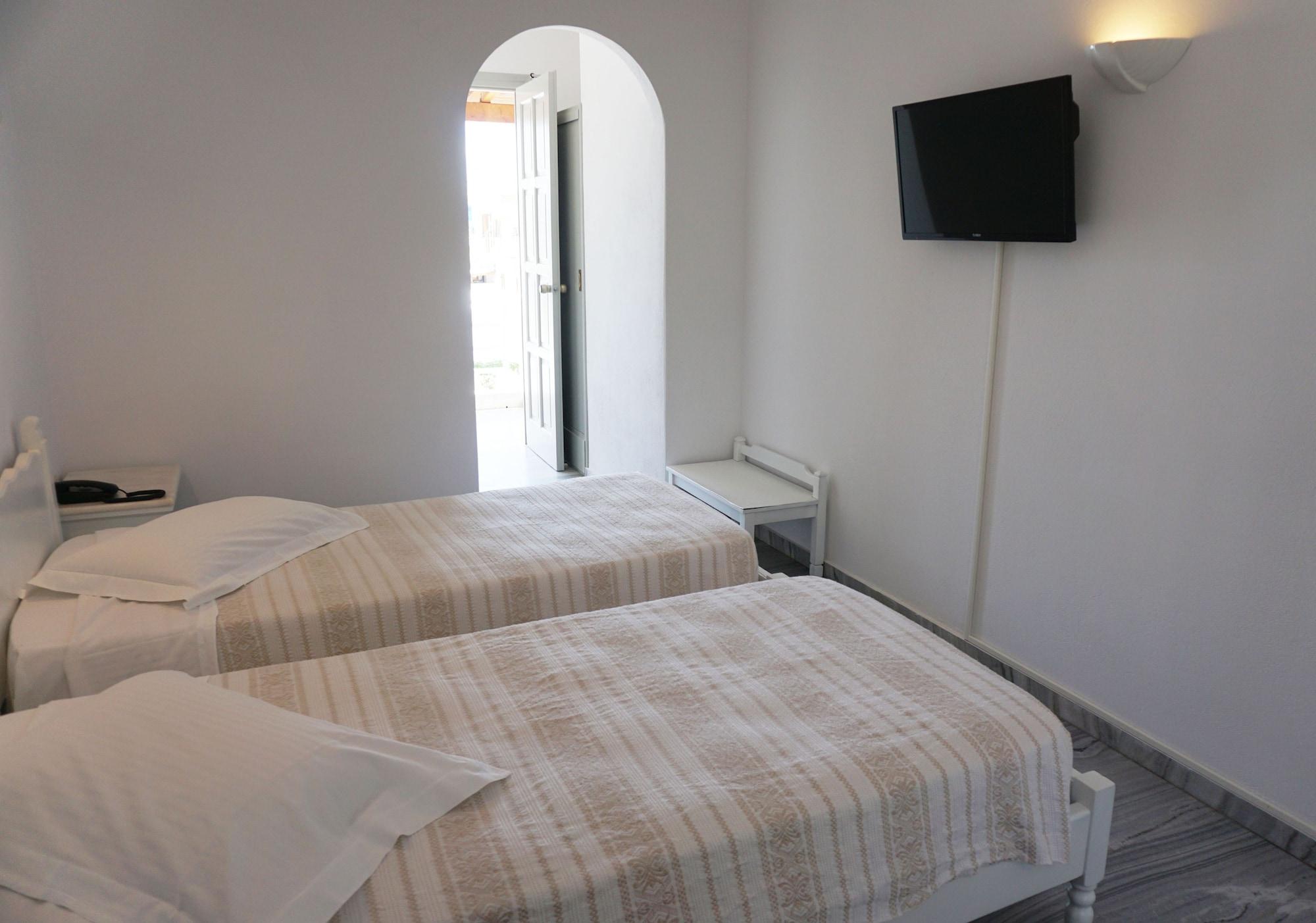 Hotel Paros Екстериор снимка