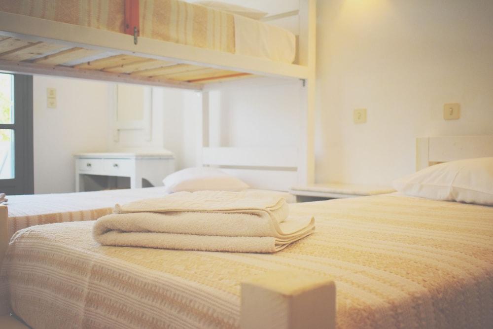 Hotel Paros Екстериор снимка