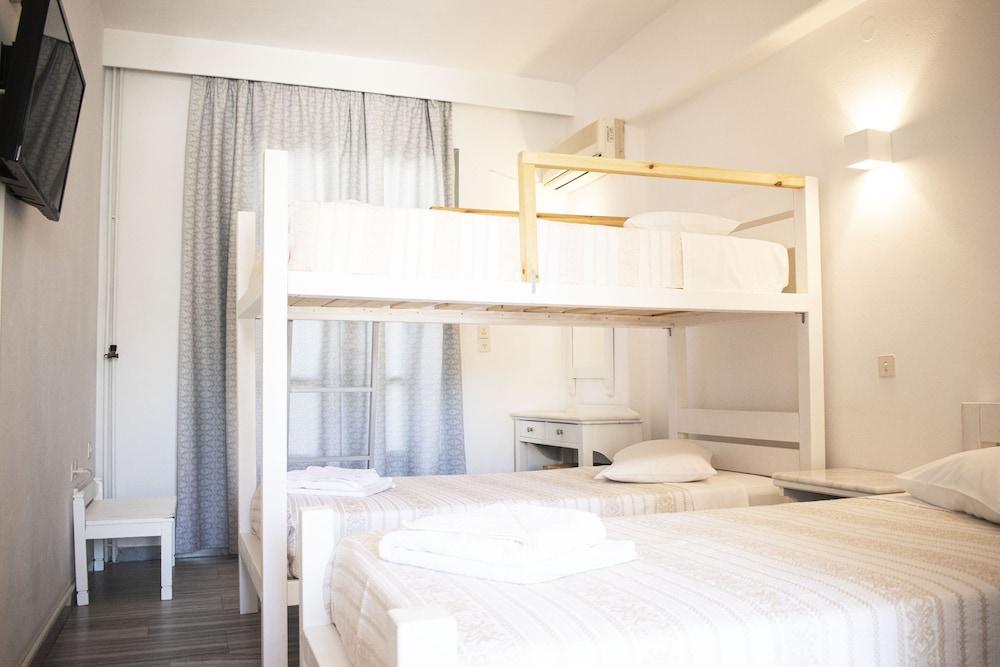Hotel Paros Екстериор снимка