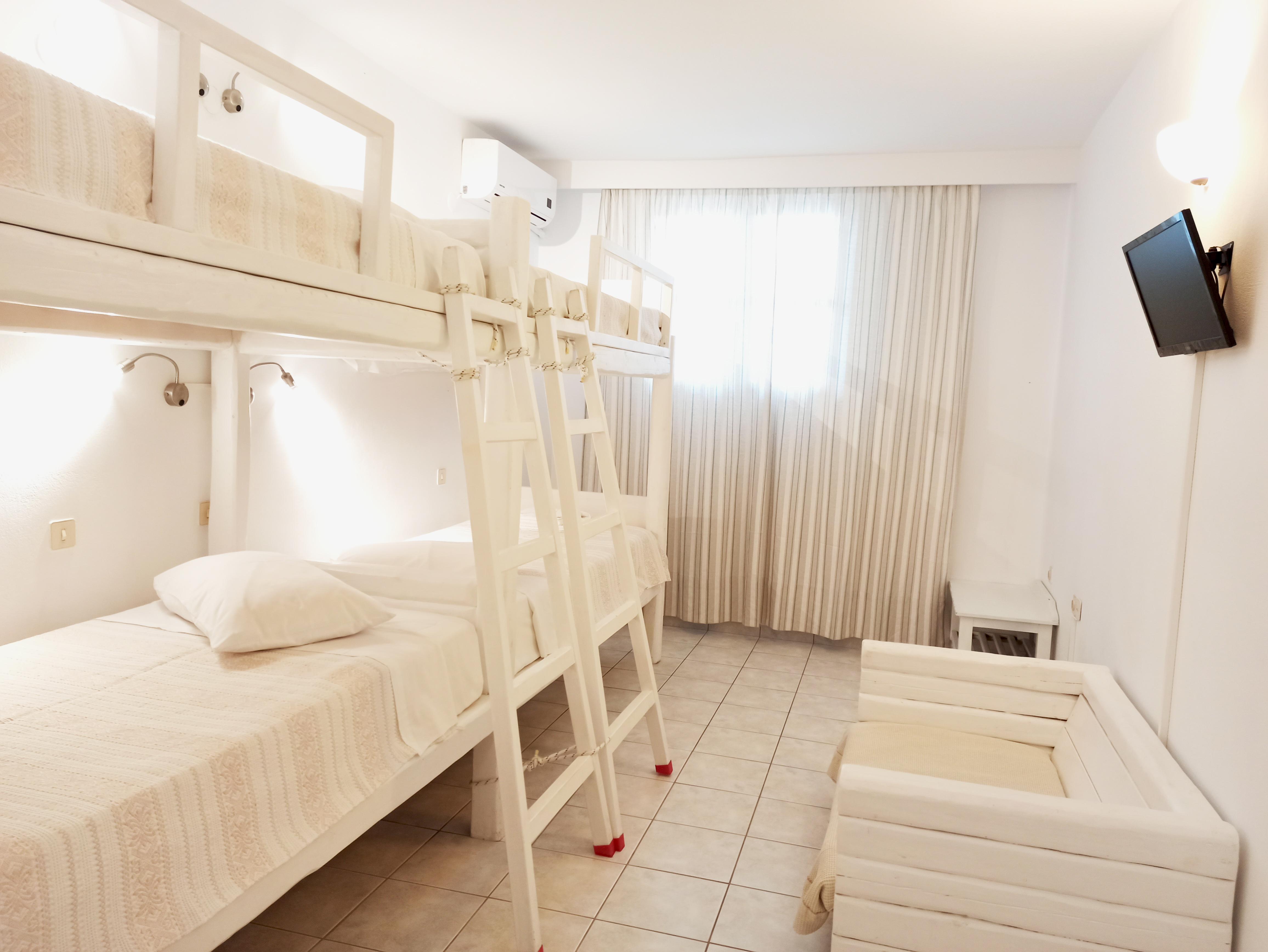 Hotel Paros Екстериор снимка