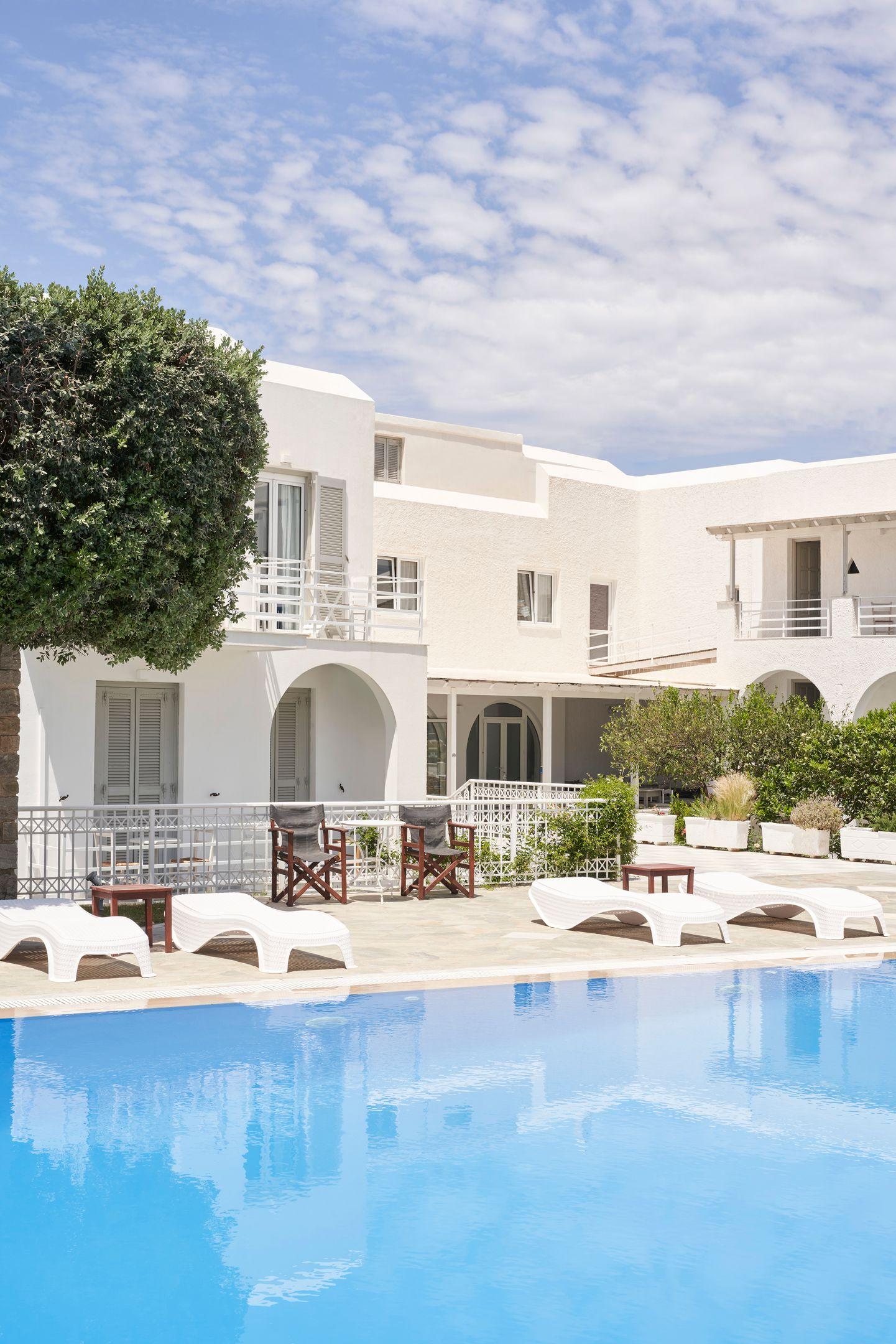 Hotel Paros Екстериор снимка