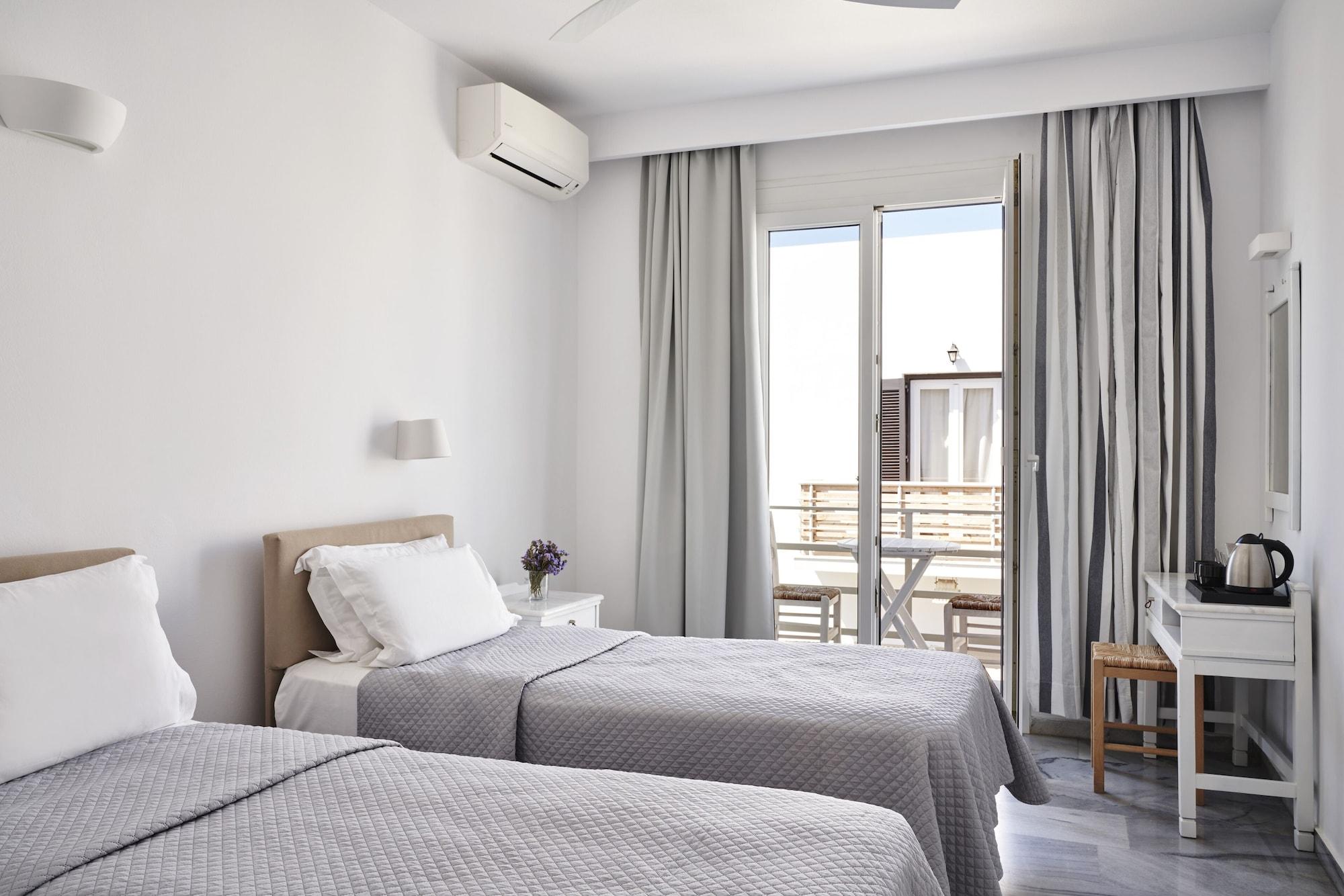Hotel Paros Екстериор снимка