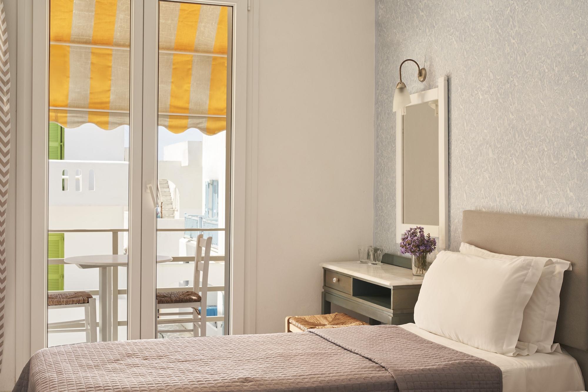 Hotel Paros Екстериор снимка