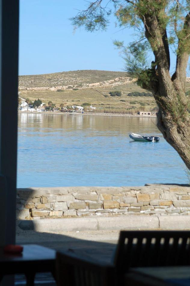 Hotel Paros Екстериор снимка